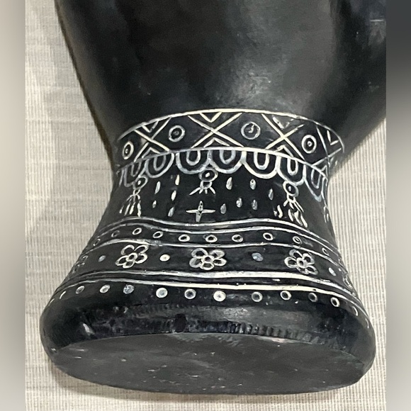 Mystical Black Hand Sculpture & palmistry hand - Picture 5 of 10